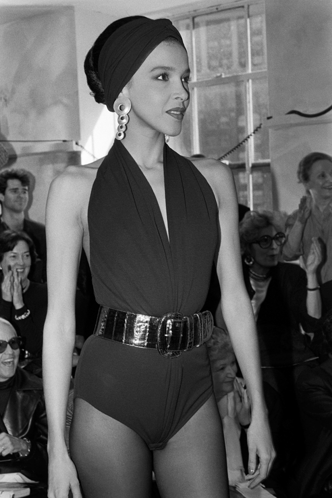 Vintage DKNY Spell Out Donna Karan New York Style Design 